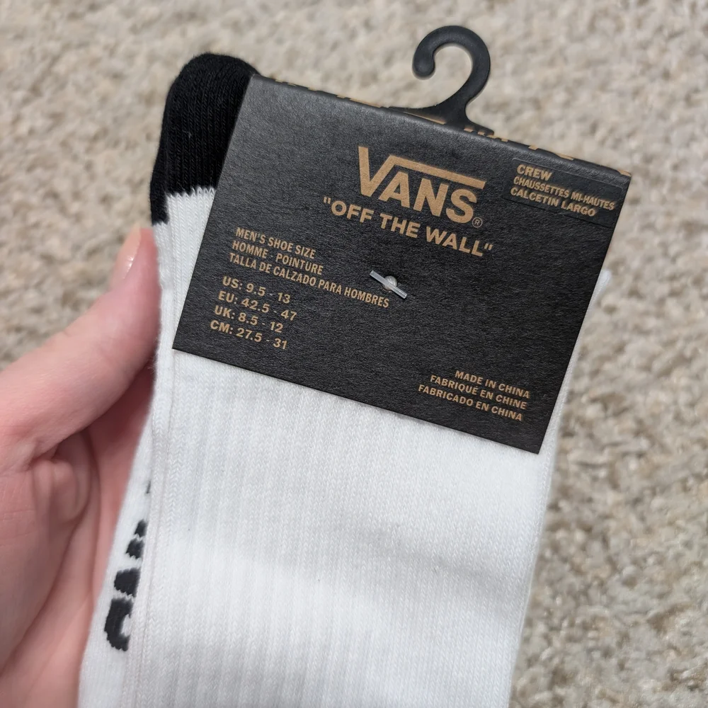🤙Vans White Tube Socks - Picture 3 of 4